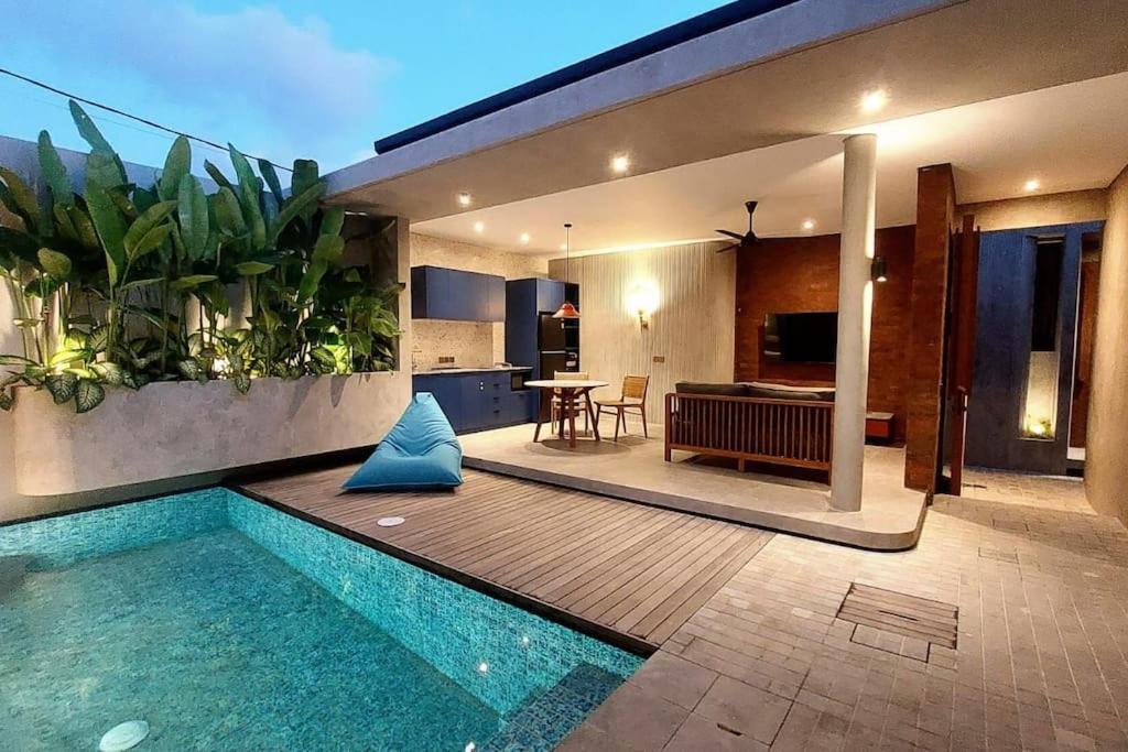 Akhila 1 - 1 Bedroom Modern Tropical Villa At The Heart Of Seminyak المظهر الخارجي الصورة